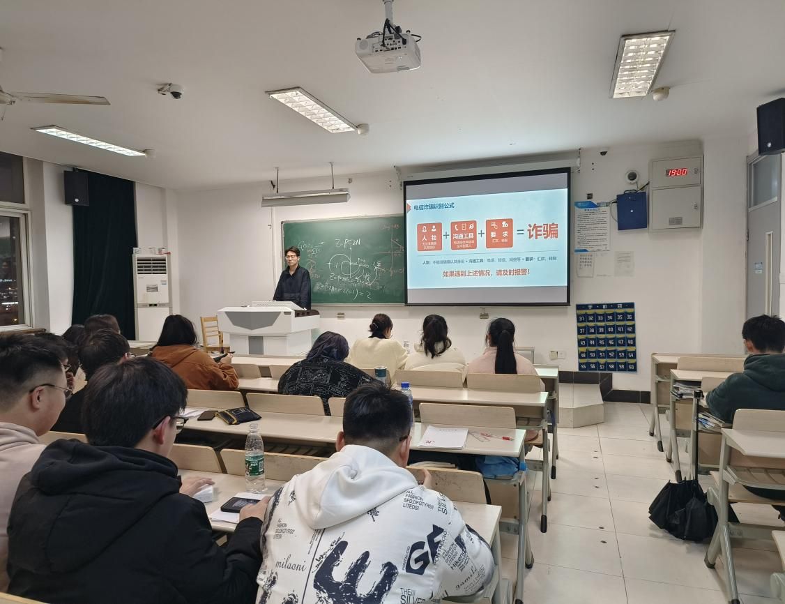 图示, 示意图
中度可信度描述已自动生成:ver1